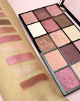 REVOLUTION Reloaded EyeShadow Palette