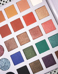 Soo Boujee 25 Color Matte, Shimmer Pro Eyeshadow