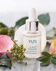 YUNI LIGHT SEEKER Glow Face Serum