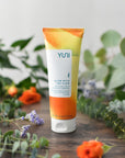 YUNI GLOW WITH THE FLOW Face Cleanser